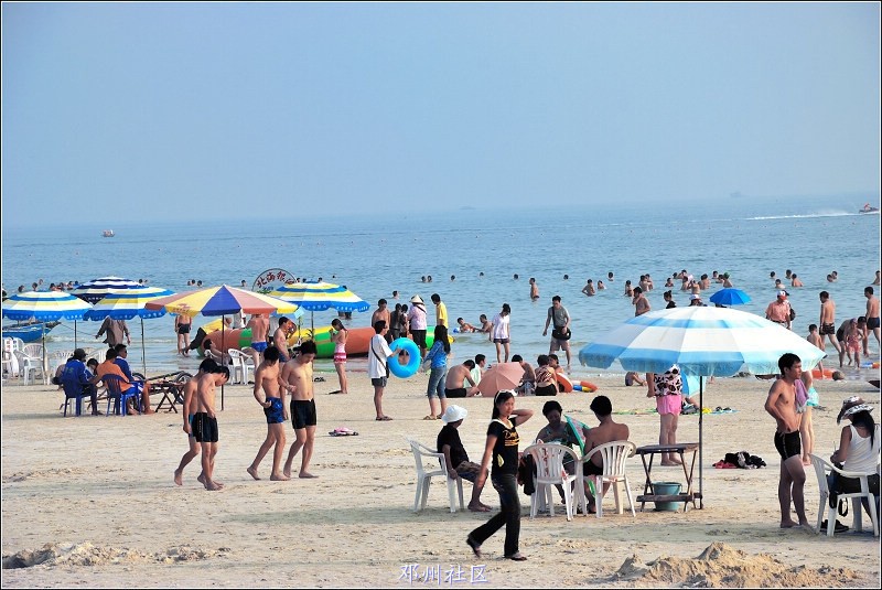 夏日海滩.jpg