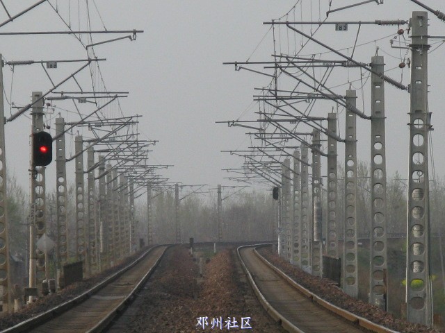 轨道信号灯